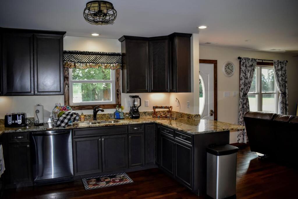Holly Tree Retreat Located In Beautiful Luray, Va. Villa Exterior foto