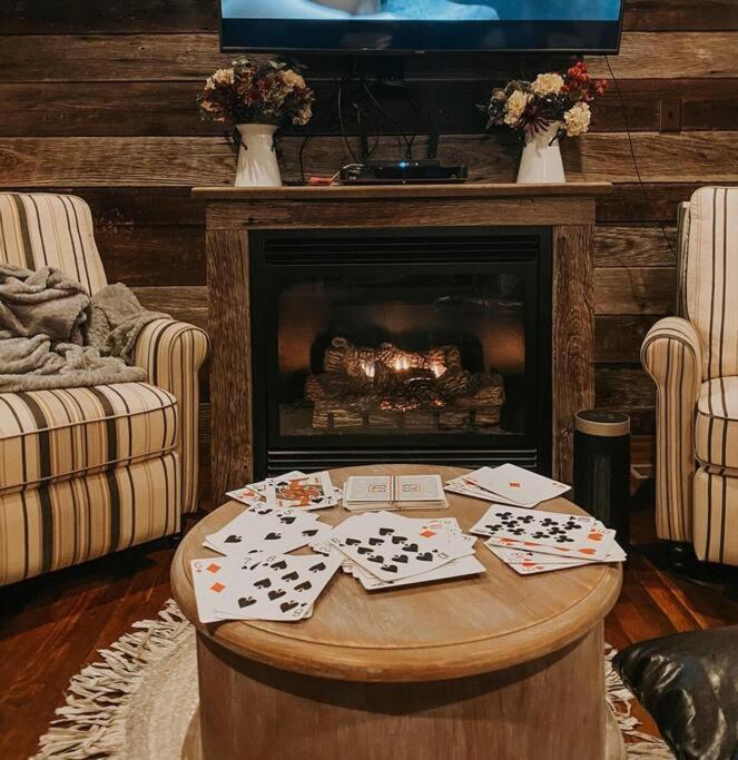 Holly Tree Retreat Located In Beautiful Luray, Va. Villa Exterior foto