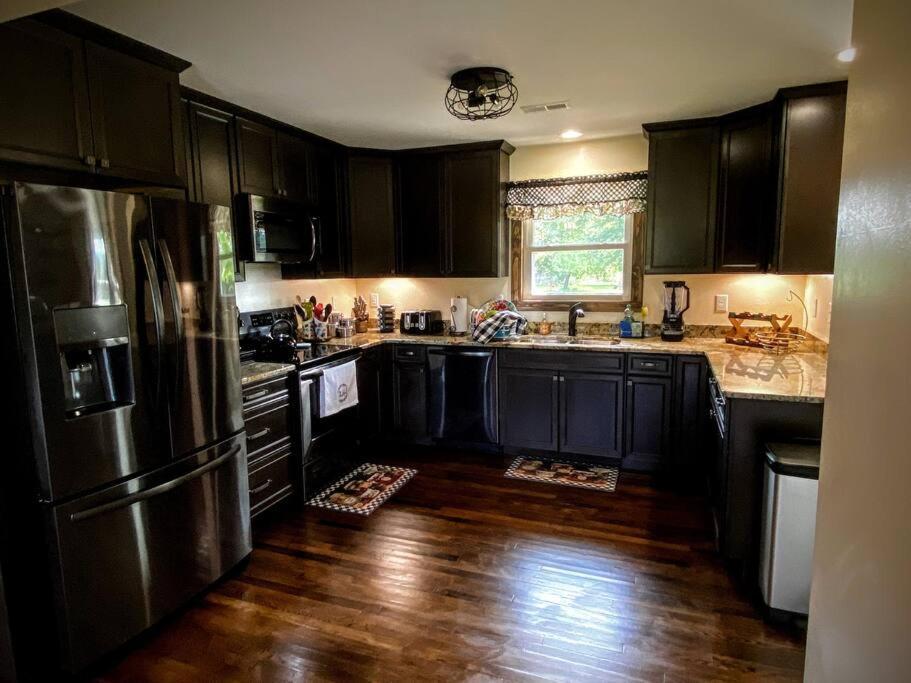 Holly Tree Retreat Located In Beautiful Luray, Va. Villa Exterior foto